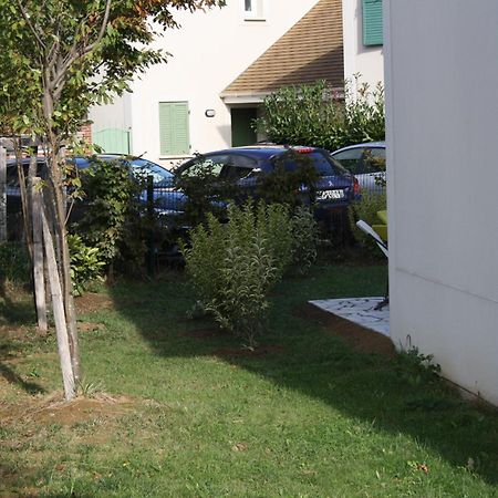 Gite La Villa Omagny Paris Marne-La-Vallee Exterior photo